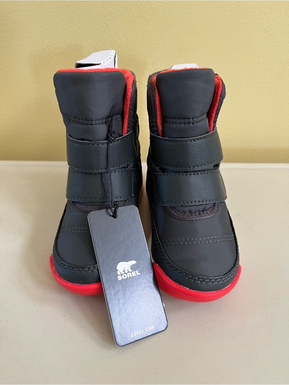 Sorel Toddler Whitney II Strap Size 6Waterproof Winter Boot
- Jet/Poppy Red